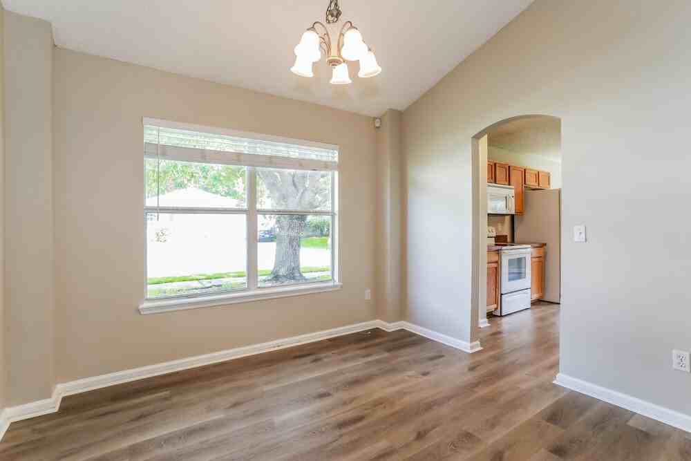 8059 Carisbrook Court - Photo 7 of 16