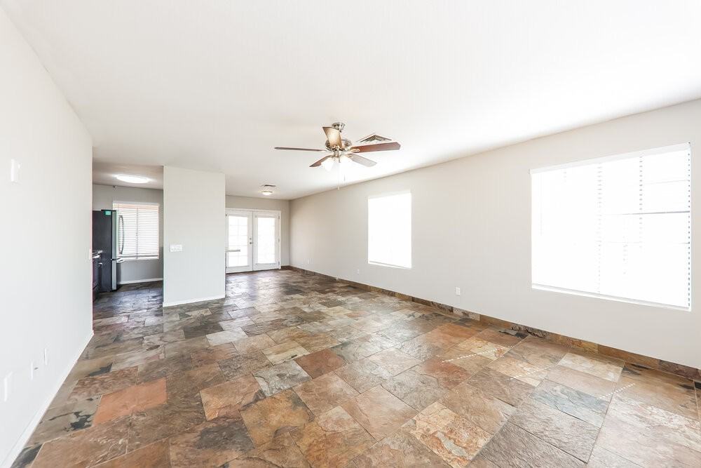 3310 W Rose Garden Ln - Photo 3 of 16