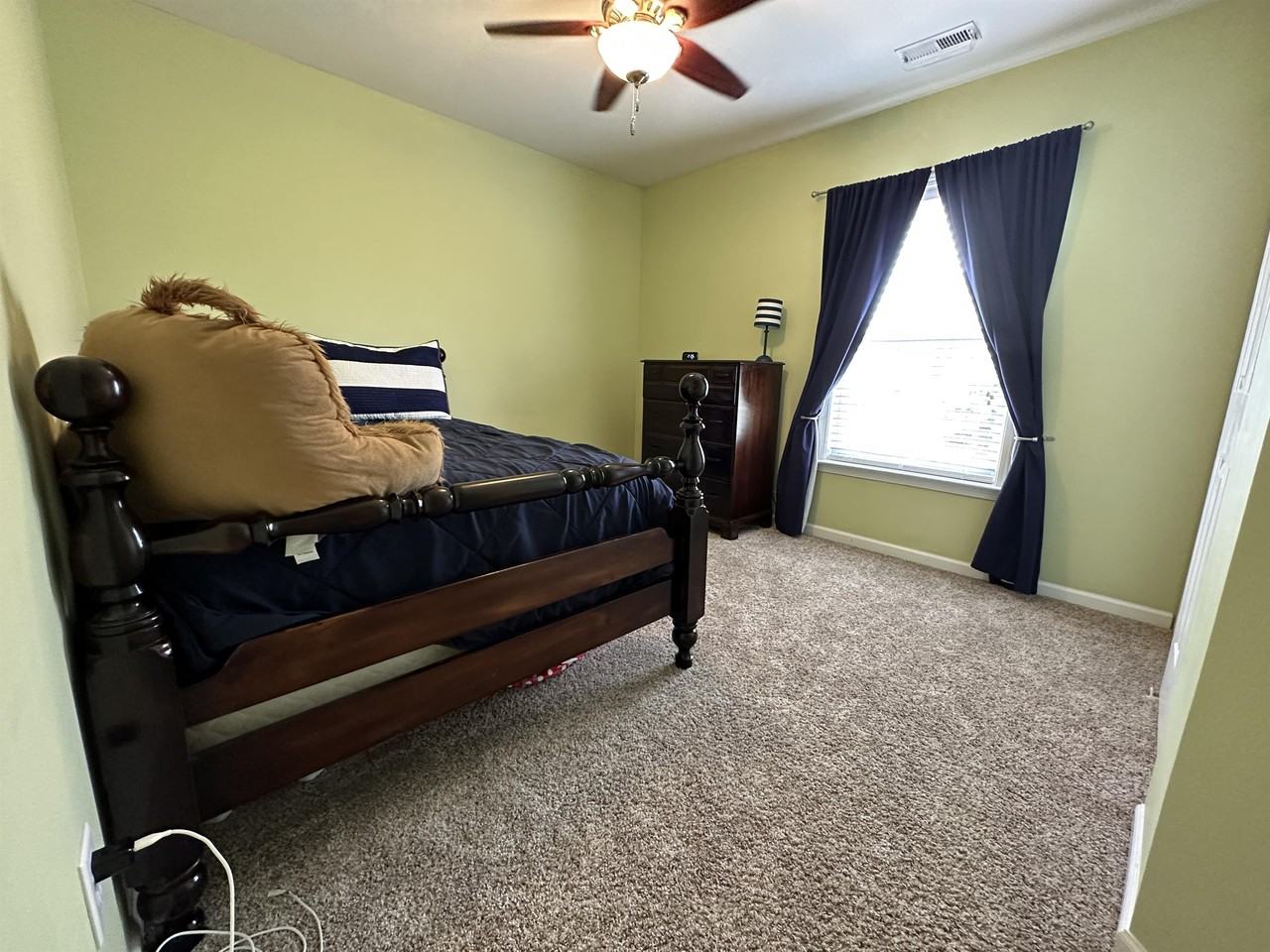 350 Ashdale Dr - Photo 3 of 12