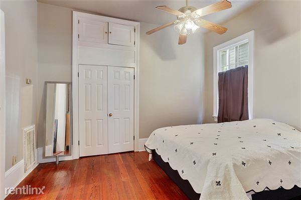 1322 Esplanade Ave - Photo 2 of 15