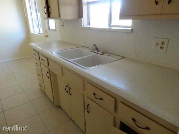 6th st. - Photo 3 of 10