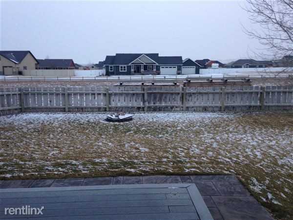 1206 Ropers Loop - Photo 2 of 6