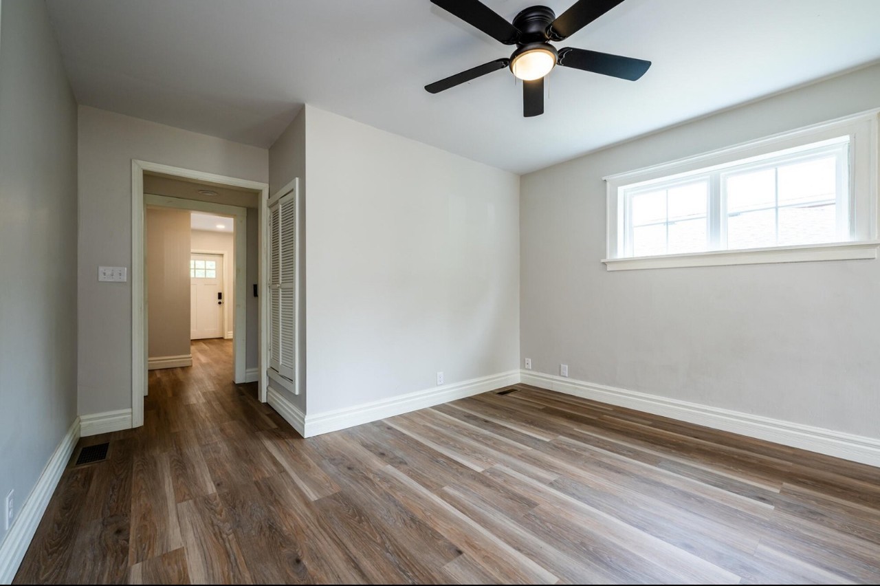914 Main St #1 - Photo 7 of 13