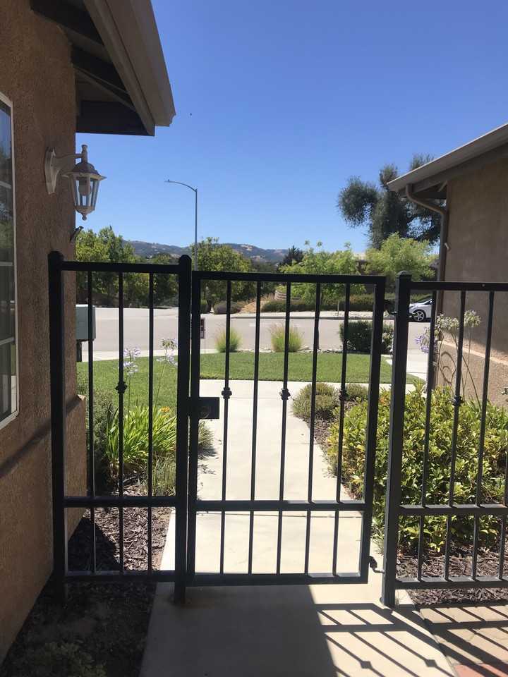1684 Bella Vista Ct #NA - Photo 3 of 19