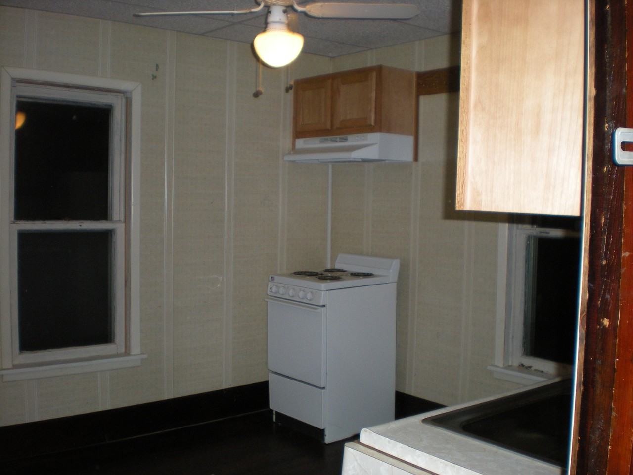 150 Robinson St #150A - Photo 6 of 16