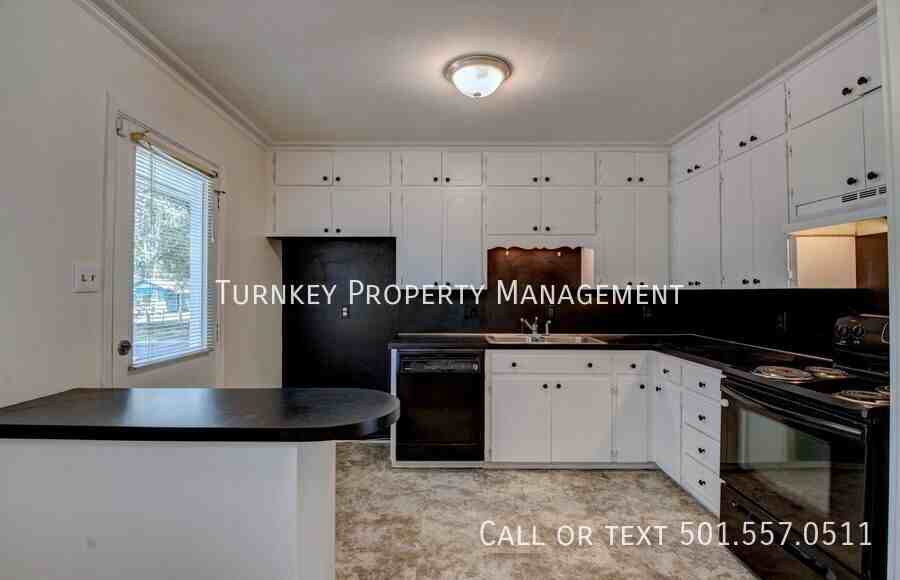 13 Wesley Drive - Photo 7 of 23