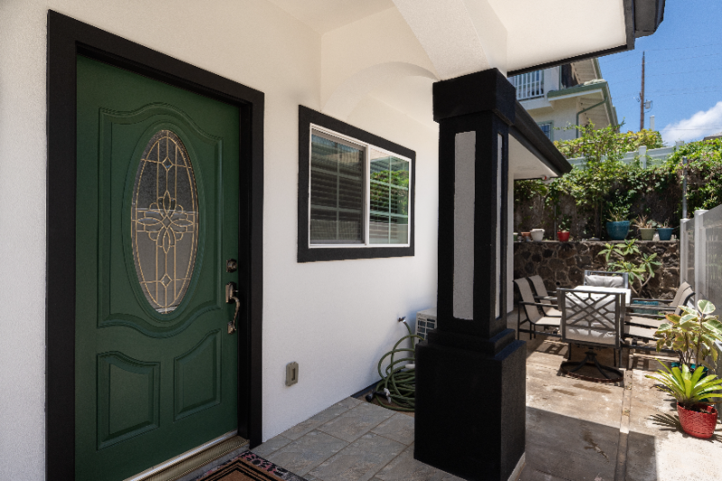 2240a Metcalf Street - Photo 2 of 25