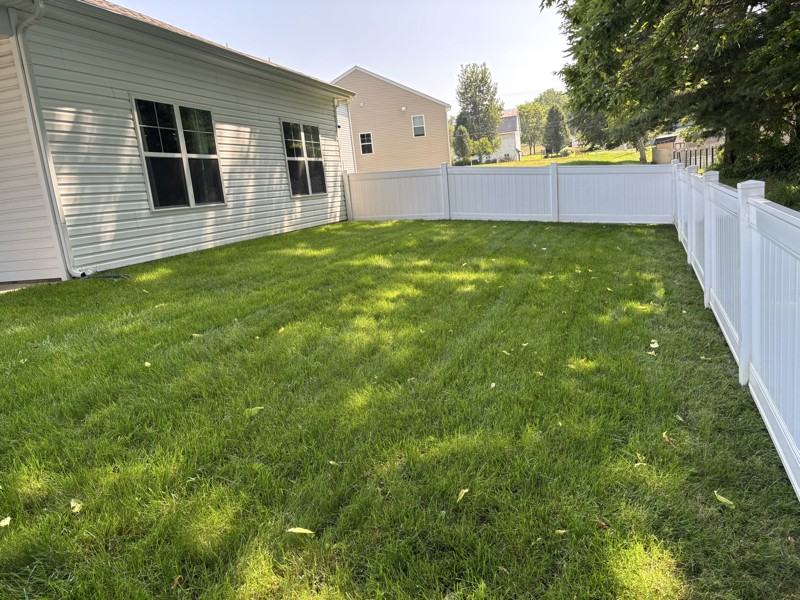 383 Kells Ct E - Photo 3 of 16