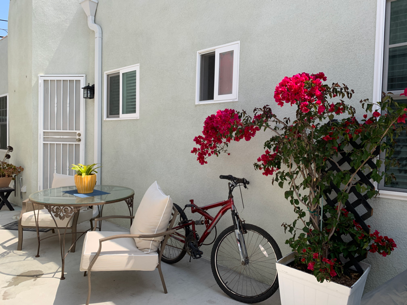 120 1/2 Driftwood St - Photo 2 of 20