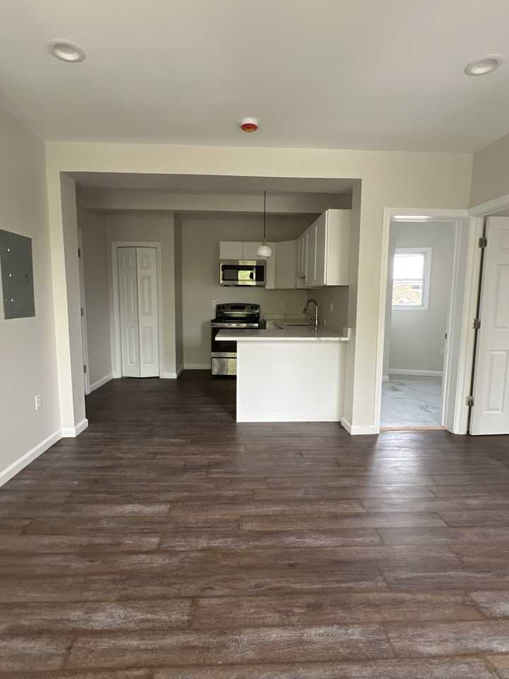 27 main st - Photo 7 of 50