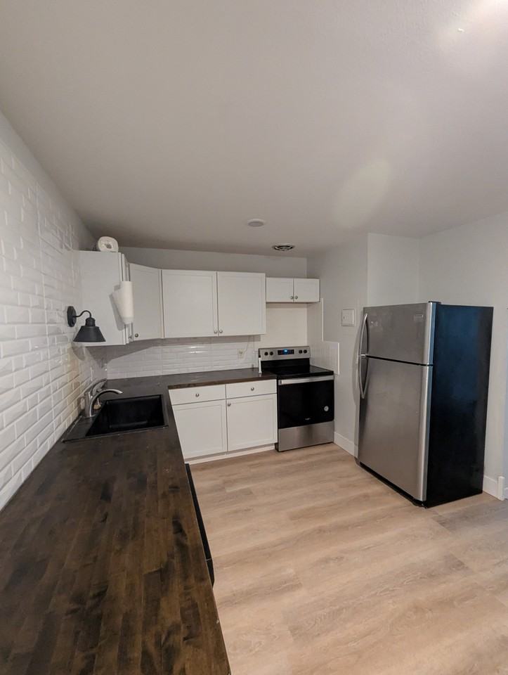 1701 Blossom Lane - Photo 2 of 7