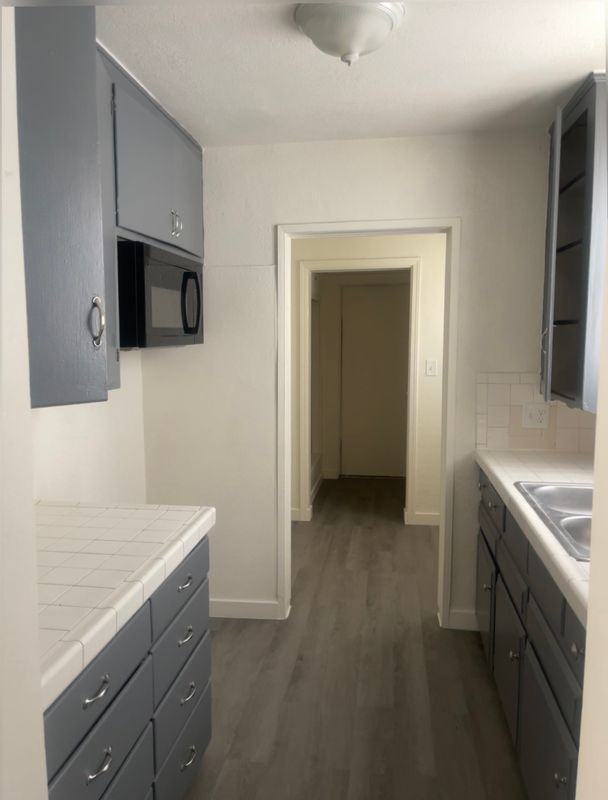 912 Jeffrey St - Photo 5 of 14