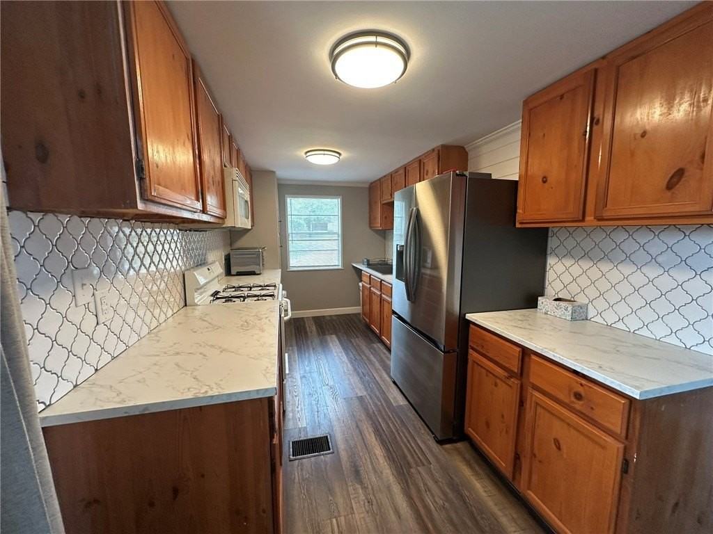 810 S Sandpiper - Photo 7 of 40