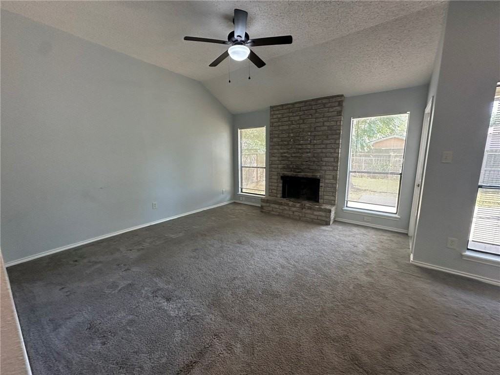 2189 Spring Park Dr - Photo 3 of 35