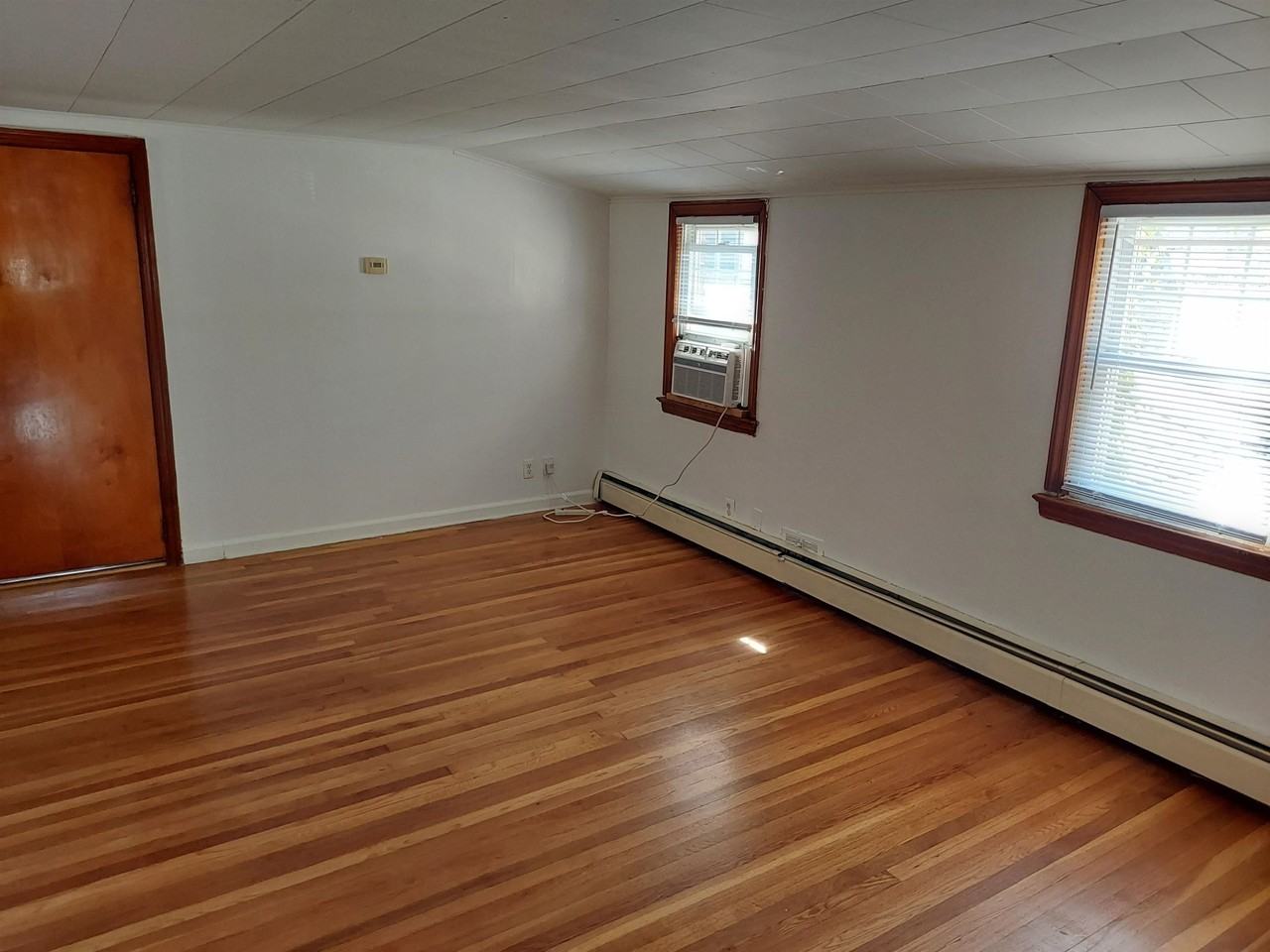 48 W 32nd St - Photo 6 of 15