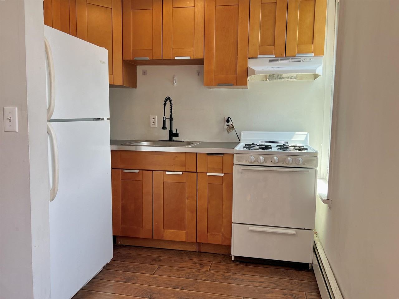 183 Montgomery Street #3 - Photo 2 of 12