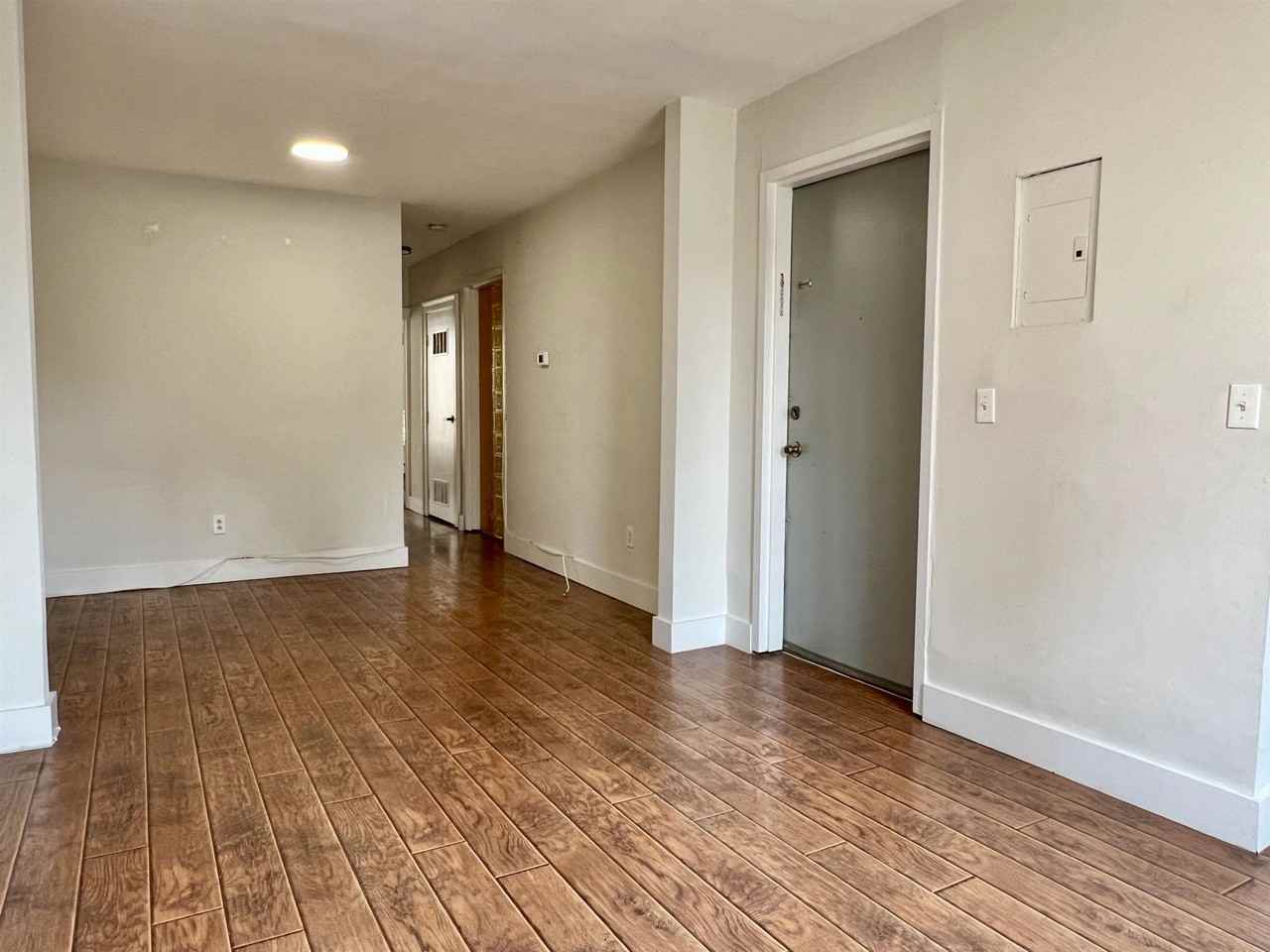 183 Montgomery Street #3 - Photo 4 of 12