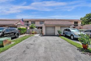 20607 Ne 7th Ct - Photo 1 of 1