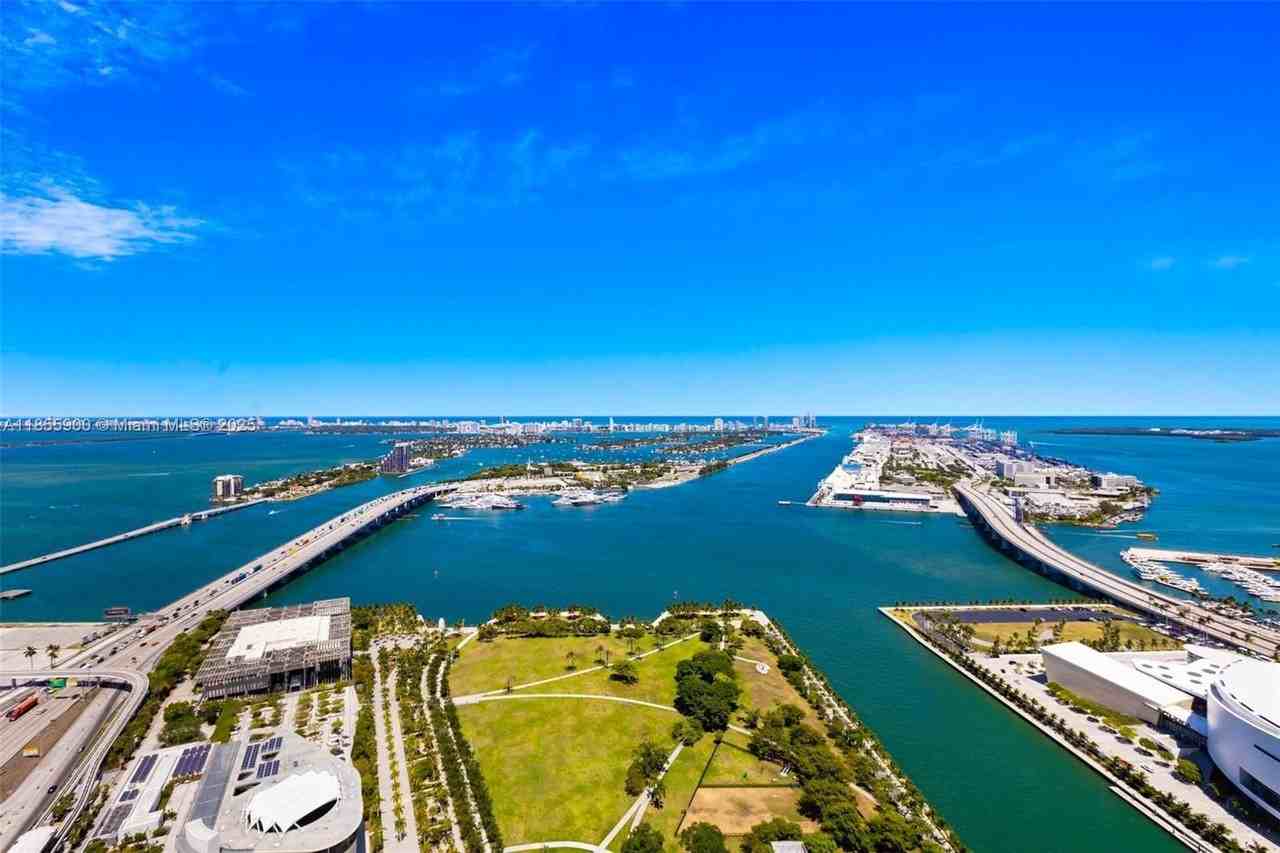 1000 Biscayne Blvd #4901 - Photo 2 of 50