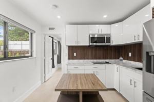 featured image of 3125 Nw 21st Ct #02