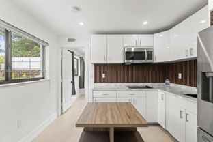 3125 Nw 21st Ct #02 - Photo 1 of 1