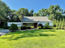 13 Colonial Rd - Photo 1 of 1