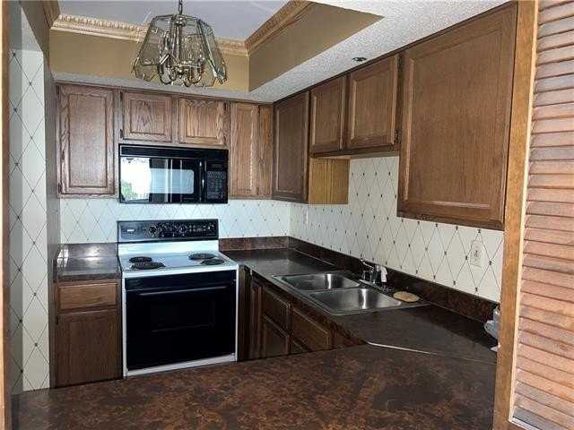 300 Lake Marina Ave #6C - Photo 7 of 35