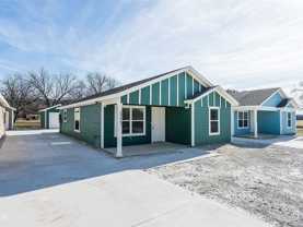313 Sw 14th Ave - Photo 1 of 1