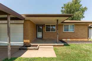 121 Larry Ave - Photo 1 of 1