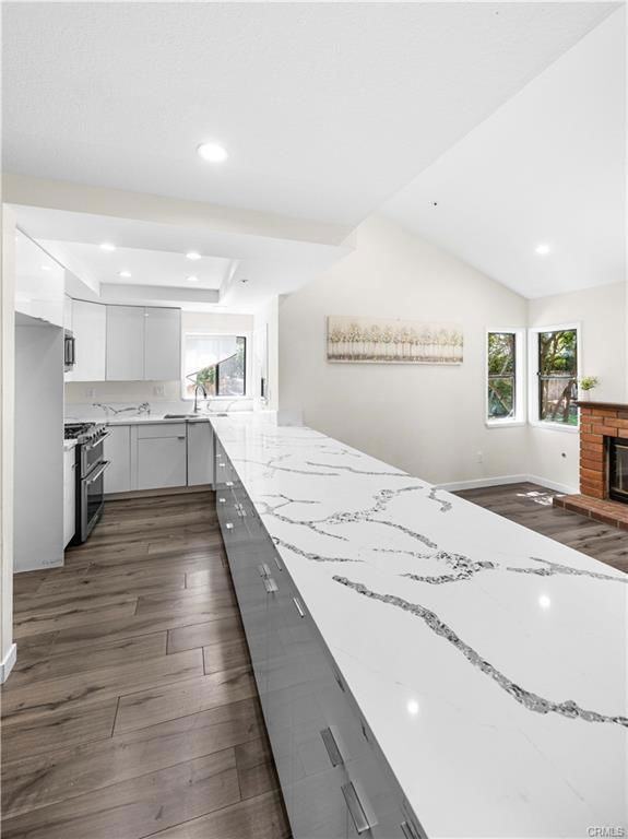 12666 Herron St - Photo 3 of 8