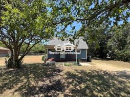 featured image of 406 S Main St