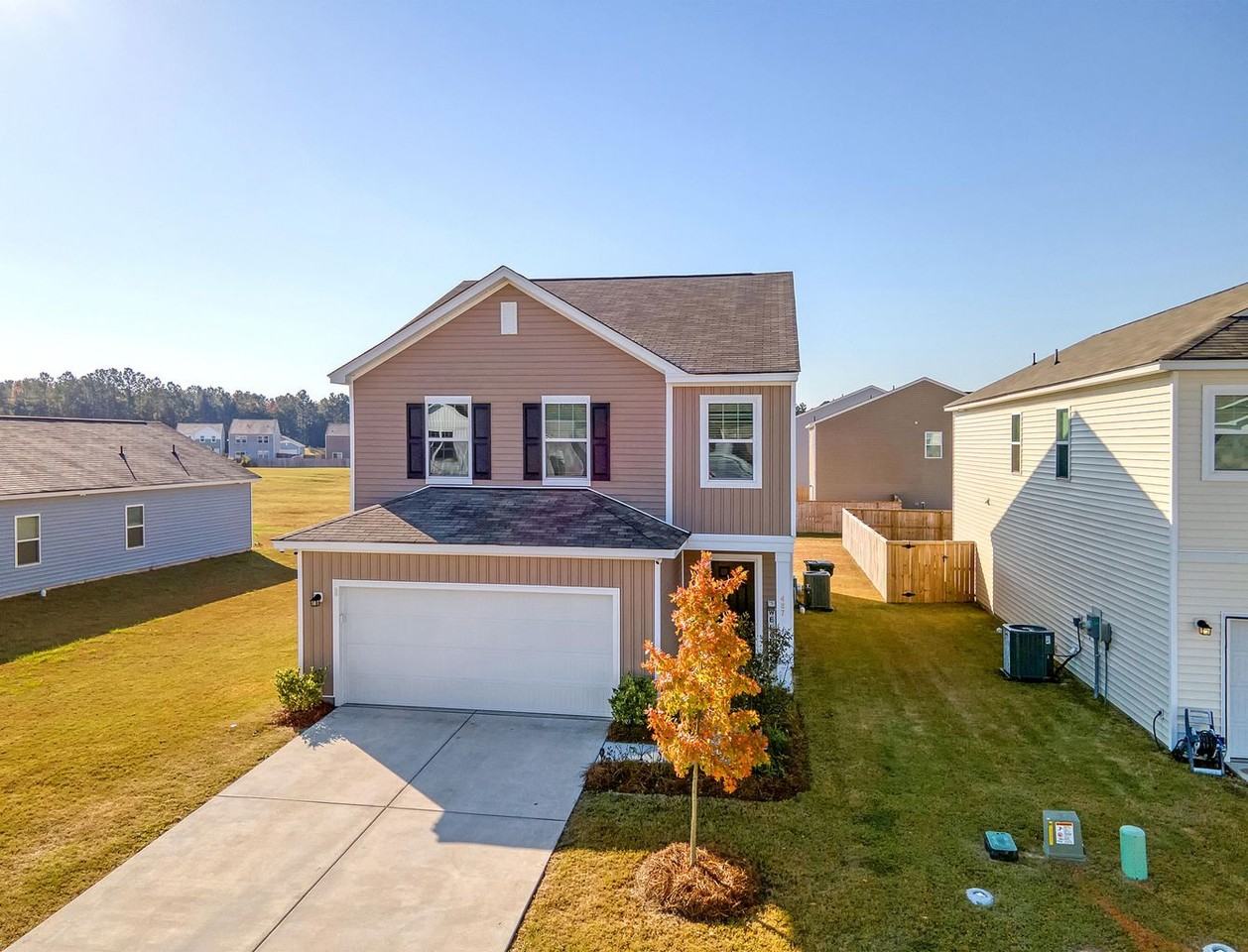 487 Pender Woods Dr - Photo 3 of 45