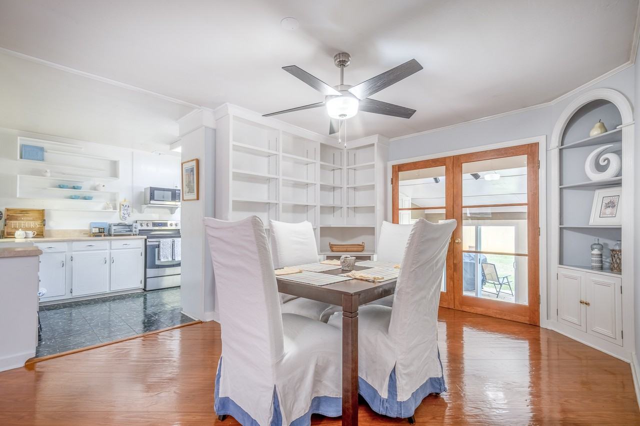 1439 Glencoe Dr Apt A #NA - Photo 5 of 21