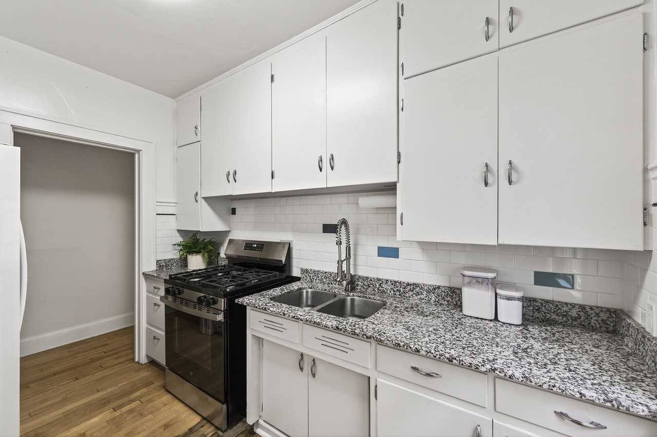 4255 Minnehaha Ave #2 - Photo 6 of 29