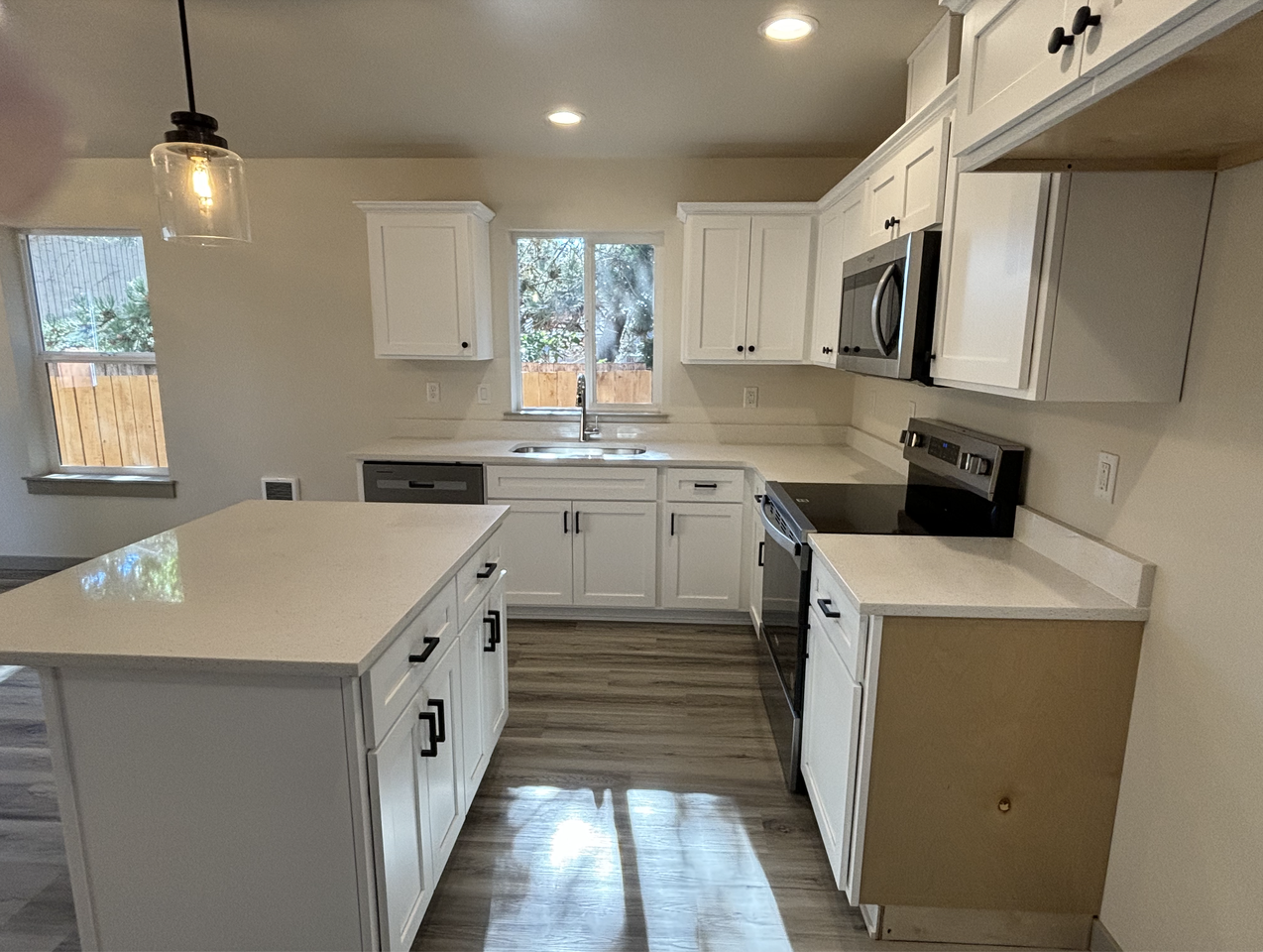 2260 Simpson St Se #2260 - Photo 4 of 23