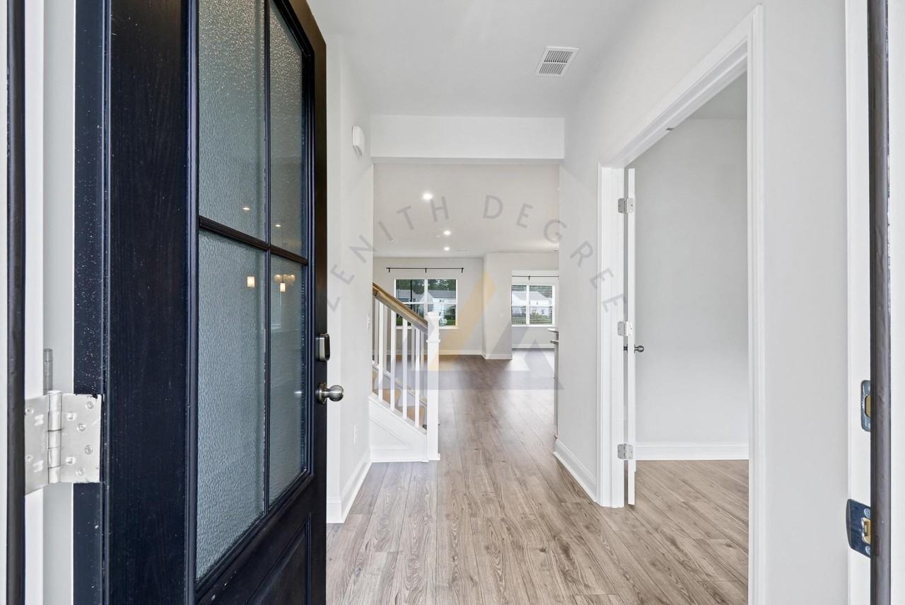 124DANNER - Photo 3 of 11