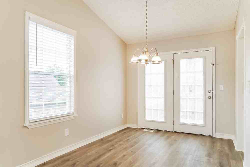 5848 Brambleton Ave - Photo 7 of 17