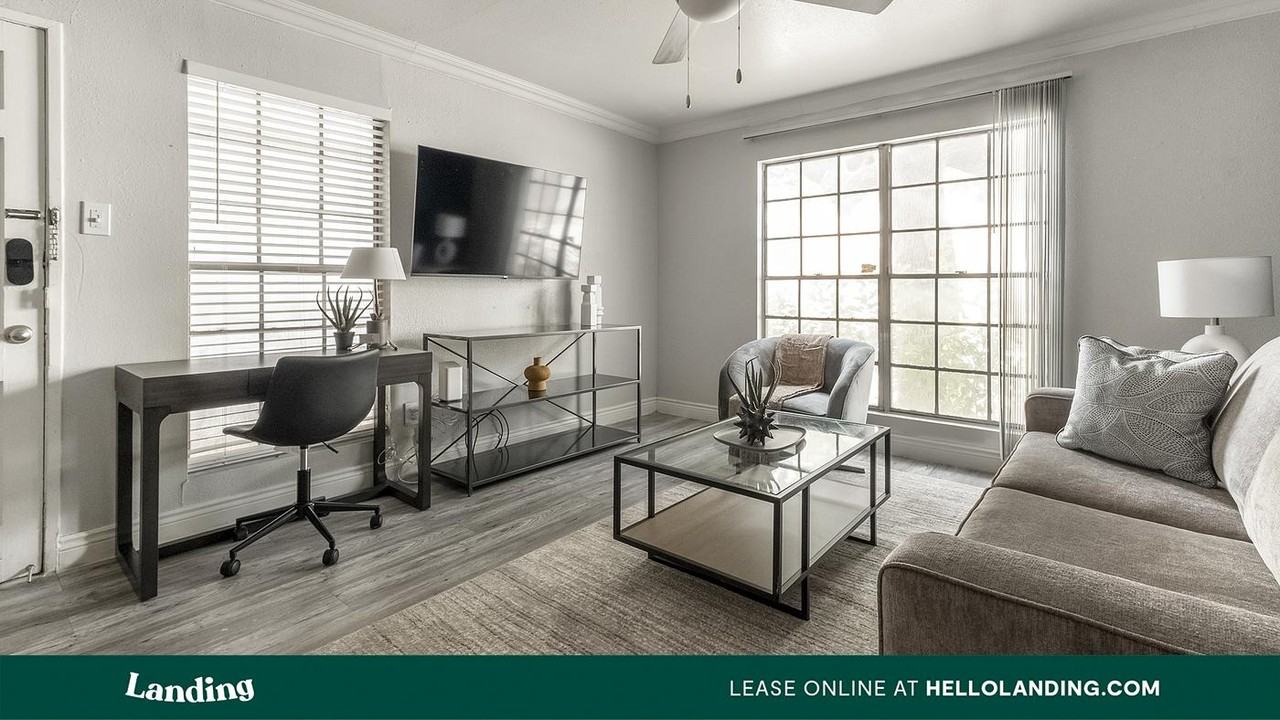 5331 Beverly Hill St - Photo 5 of 50