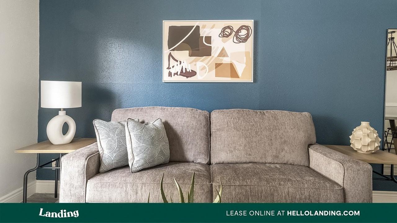 5331 Beverly Hill St - Photo 7 of 50