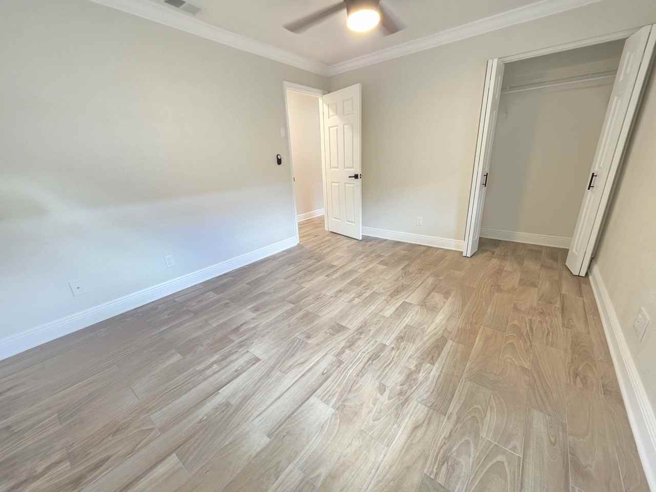 1810 Shore Acres Blvd Ne #1810 - Photo 3 of 23