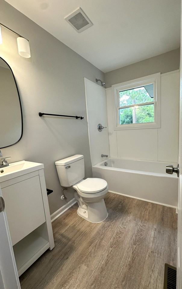 1109 4th Ave W #AD - Photo 5 of 9