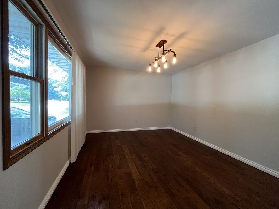 852 Burr Oak Dr - Photo 3 of 22