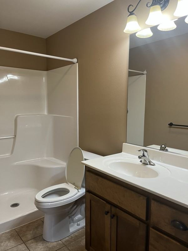 940 E Wisconsin St - Photo 3 of 4