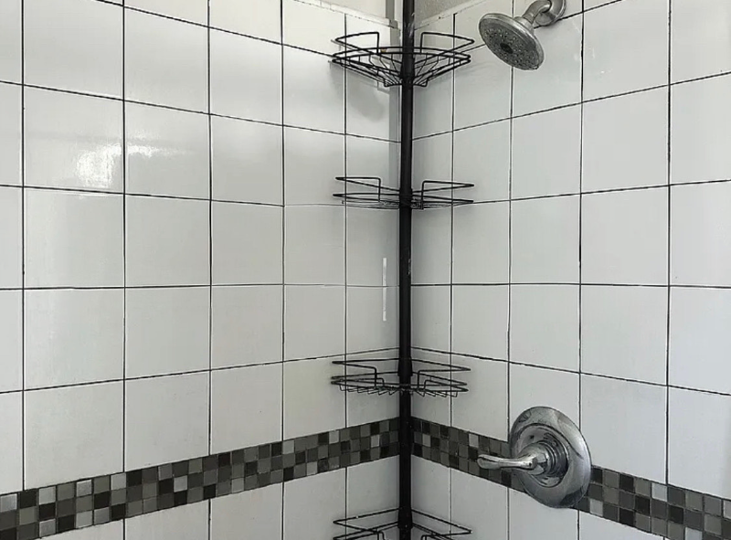 1420 Mount Herman St #B - Photo 3 of 13