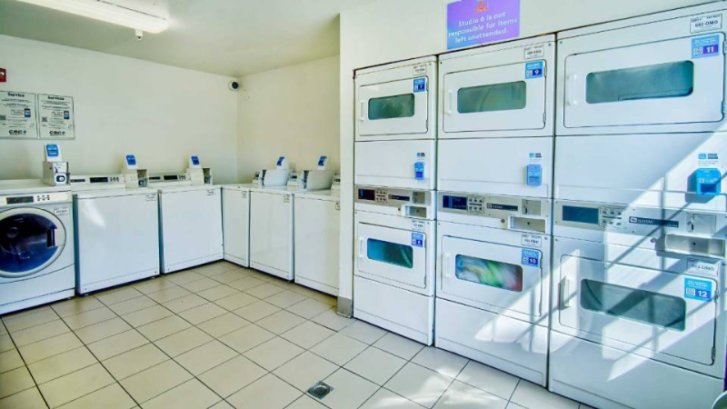 4909 S Wendler Dr #A101 - Photo 4 of 7