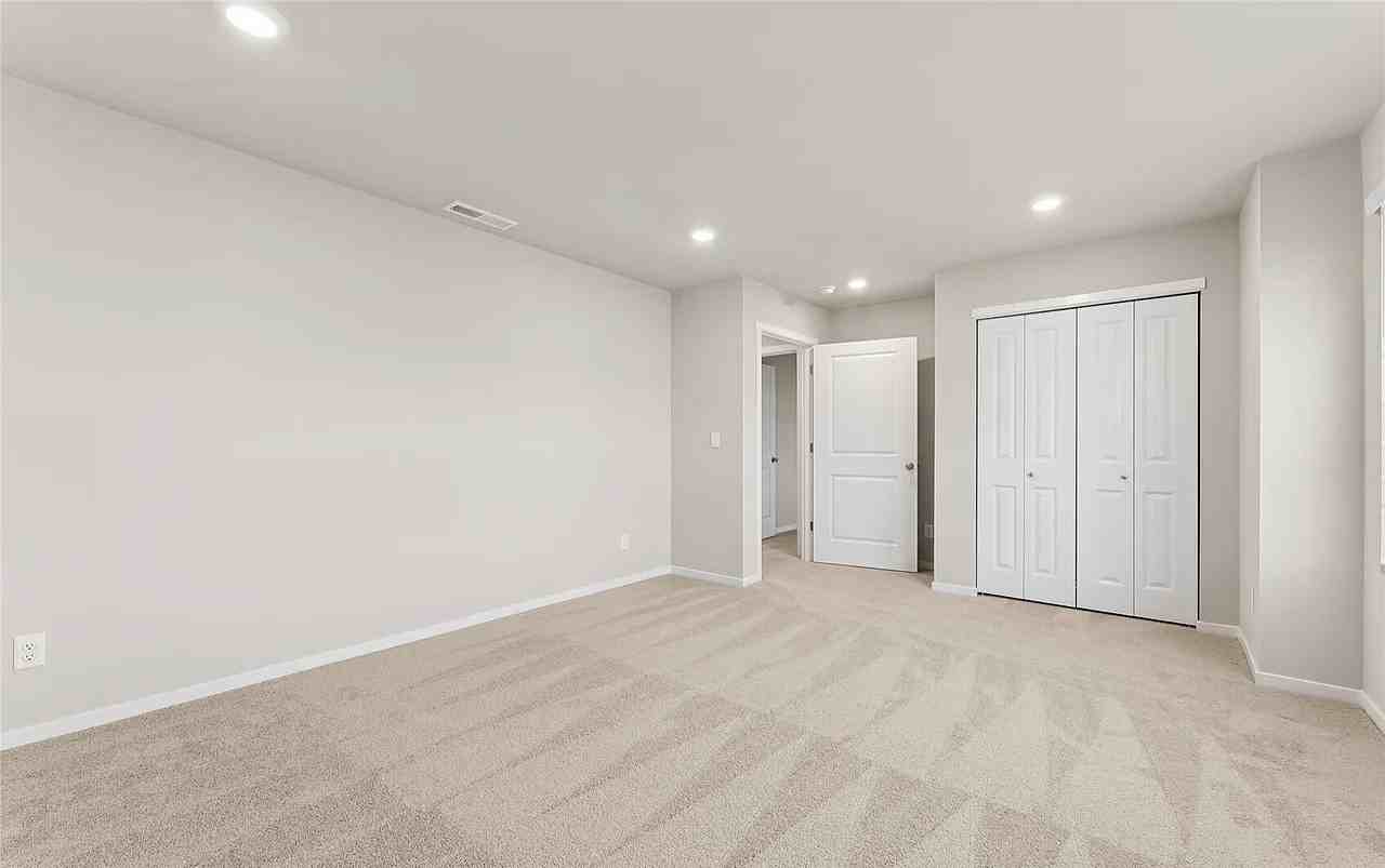 2209 Trailside Dr Ne #NA - Photo 3 of 12