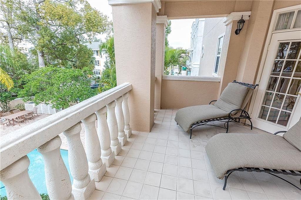 147 Interlachen Avenue #250 - Photo 4 of 17