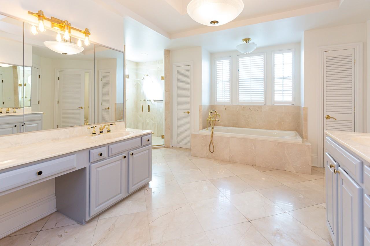 147 Interlachen Avenue #250 - Photo 6 of 17