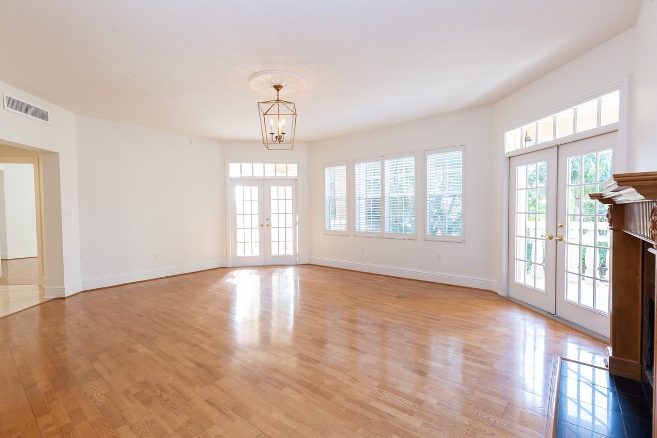 147 S Interlachen Ave #250 - Photo 7 of 23