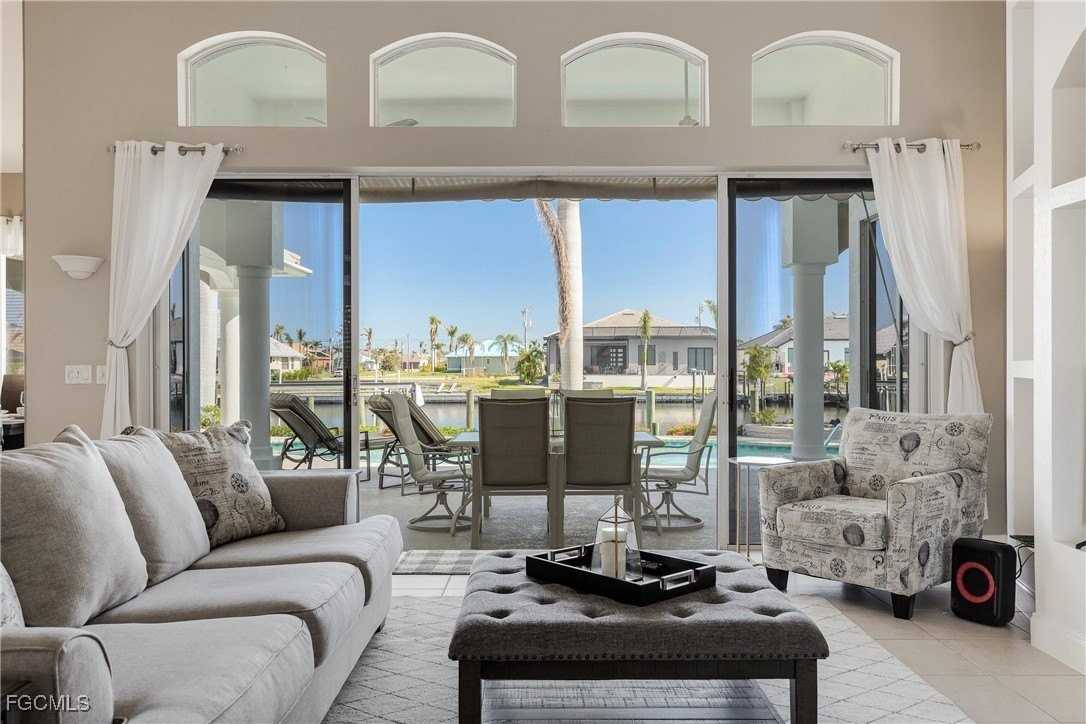 5323 Sw 28th Pl - Photo 6 of 41